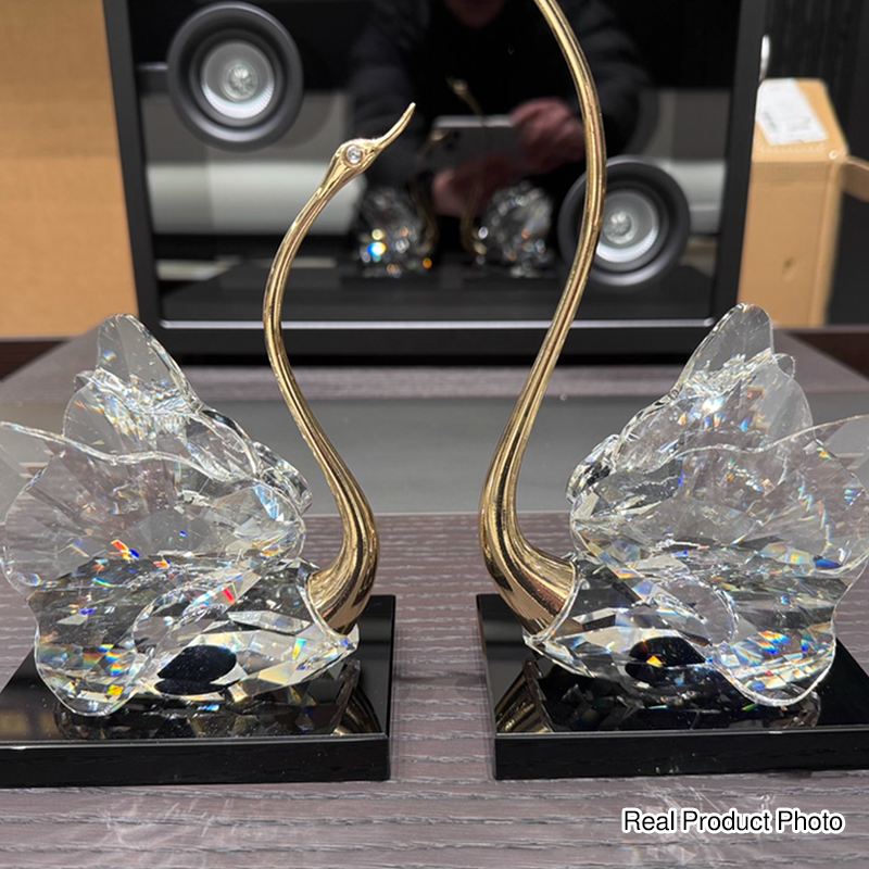 Modern Desk Decor