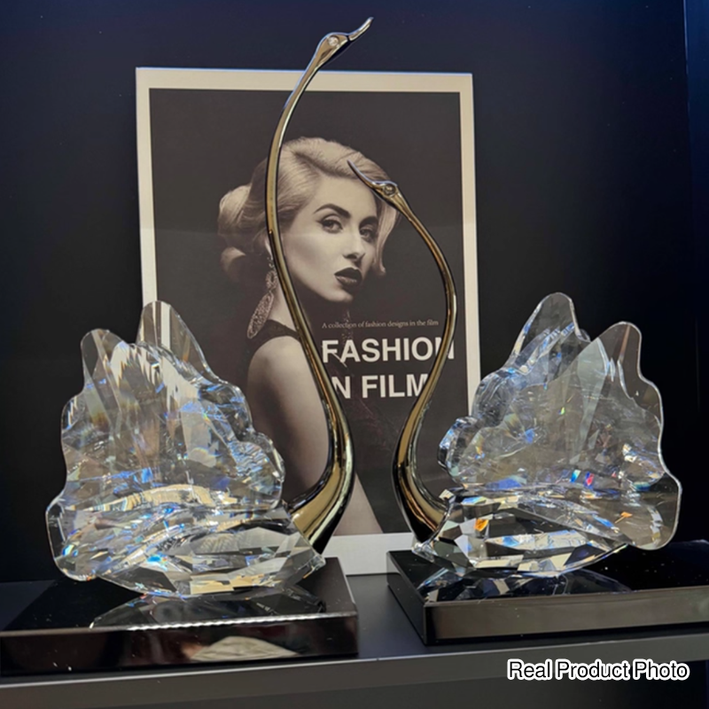 Modern Desk Decor