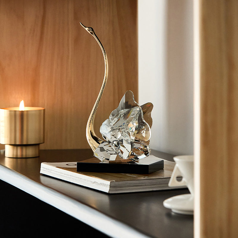 Modern Desk Decor