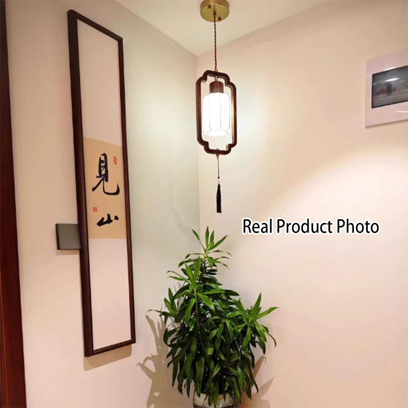 Traditional Pendant Light