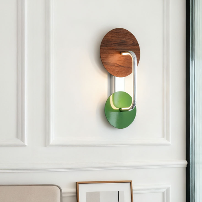Traditional Round Wall Sconce