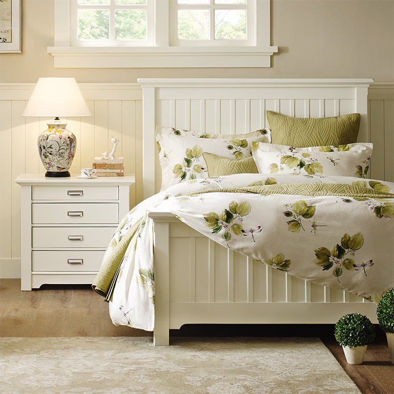 Traditional Flower Table Lamp