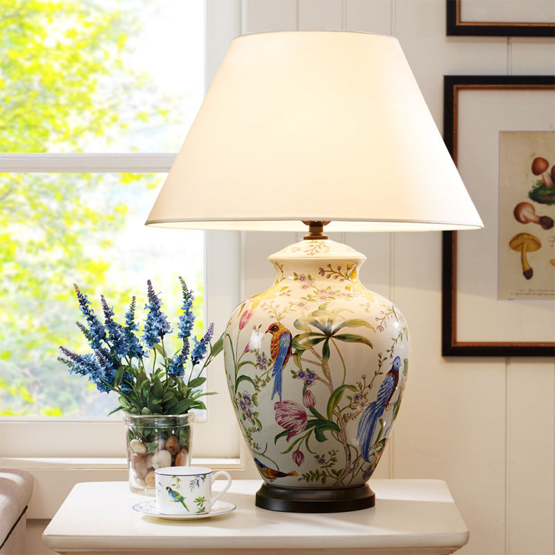 Traditional Flower Table Lamp