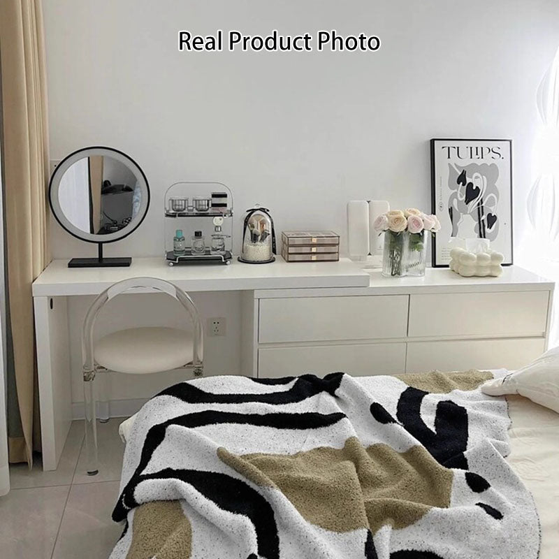 Minimalist Rectangular Makeup Vanity