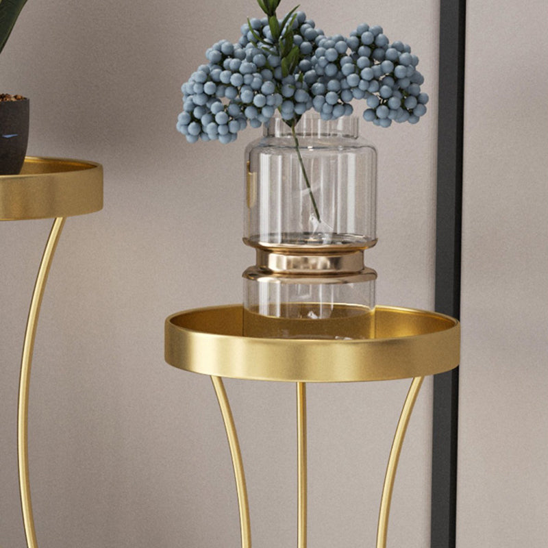 Minimalist Round Table