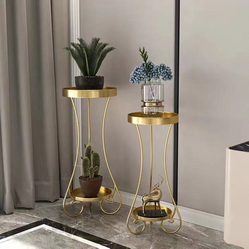 Minimalist Round Table