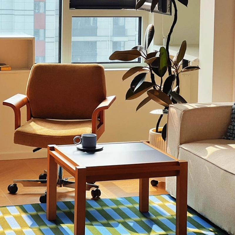 Scandinavian Square Desk Chair