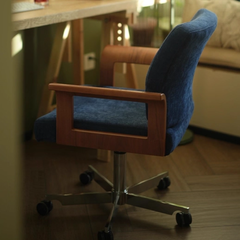 Scandinavian Square Desk Chair