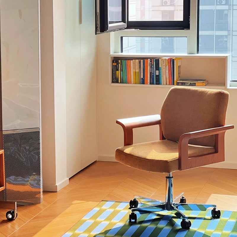 Scandinavian Square Desk Chair