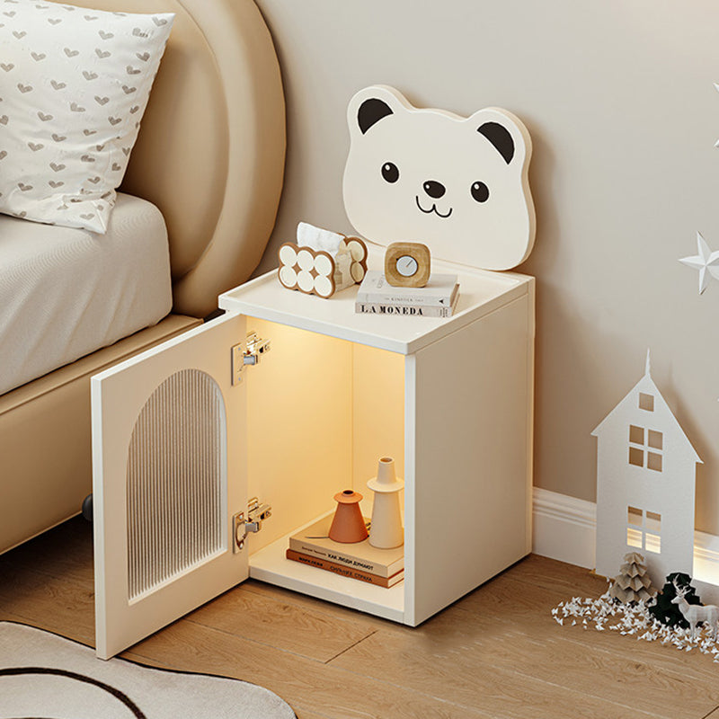 Minimalist Bear Nightstand