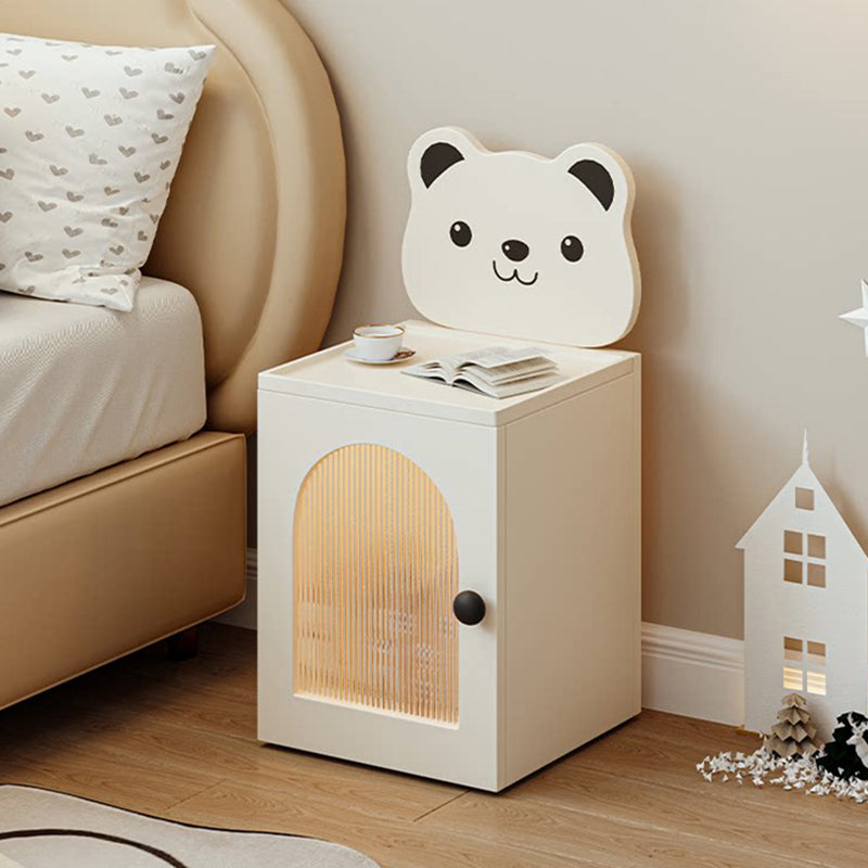 Minimalist Bear Nightstand
