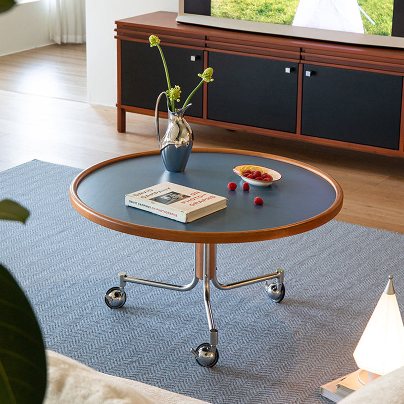 Traditional Round Coffee Table