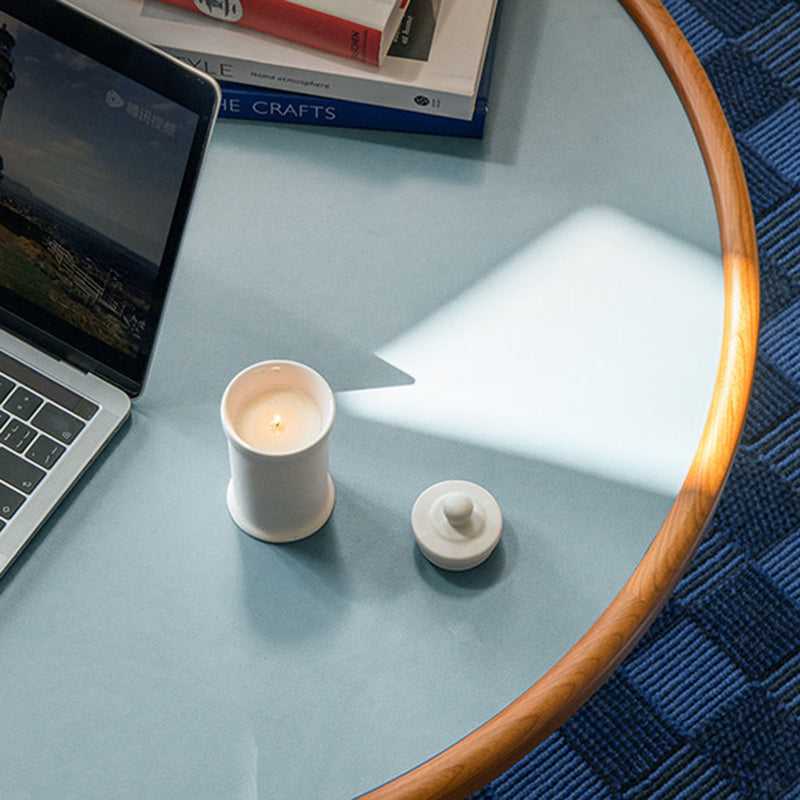 Traditional Round Coffee Table